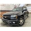 Image 1 : 109 -- 2004 CHEVY TRAILBLAZER, BLACK, 252802 KMS, 4X4