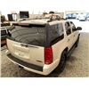 Image 16 : 127 -- 2009 GMC YUKON, WHITE, 269088 KMS, 4X4