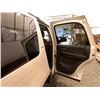 Image 41 : 127 -- 2009 GMC YUKON, WHITE, 269088 KMS, 4X4