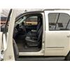 Image 48 : 127 -- 2009 GMC YUKON, WHITE, 269088 KMS, 4X4