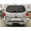 Image 17 : 112 -- 2006 NISSAN PATHFINDER, SILVER, 233135 KMS, 4X4