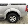 Image 29 : 112 -- 2006 NISSAN PATHFINDER, SILVER, 233135 KMS, 4X4