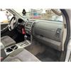 Image 38 : 112 -- 2006 NISSAN PATHFINDER, SILVER, 233135 KMS, 4X4