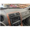 Image 52 : 206 -- 2005 KIA SEDONA, SILVER, 260509 KMS, FRONT WHEEL DRIVE