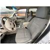 Image 52 : 100 -- 2009 FORD ESCAPE, WHITE, 253628 KMS, ALL WHEEL DRIVE