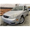 Image 1 : 10 -- 2005 FORD FOCUS, SILVER, 254082 KMS, FRONT WHEEL DRIVE