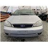 Image 5 : 10 -- 2005 FORD FOCUS, SILVER, 254082 KMS, FRONT WHEEL DRIVE