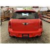 Image 18 : 7 -- 2012 MINI COUNTRY MAN, RED, 216159 KMS, ALL WHEEL DRIVE