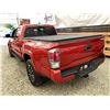 Image 19 : 0M -- 2020 TOYOTA TACOMA, RED, 18906 KMS, 4X4