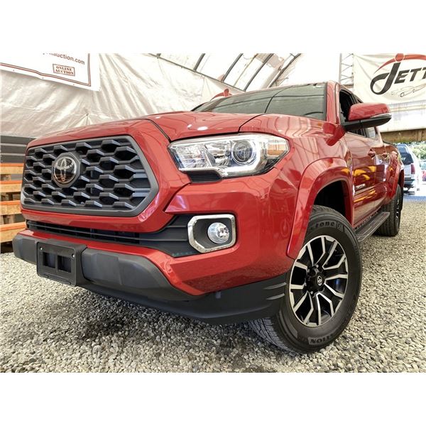 0M -- 2020 TOYOTA TACOMA, RED, 18906 KMS, 4X4