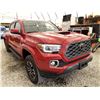 Image 9 : 0M -- 2020 TOYOTA TACOMA, RED, 18906 KMS, 4X4