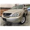 Image 1 : 120 -- 2004 LEXUS RX 330, SILVER, 246365 KMS, FOUR WHEEL DRIVE