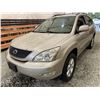 Image 3 : 120 -- 2004 LEXUS RX 330, SILVER, 246365 KMS, FOUR WHEEL DRIVE