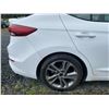 Image 25 : 0C -- 2017 HYUNDAI ELANTRA, WHITE, 159362 KMS, FRONT WHEEL DRIVE "NO RESERVE" "REPO UNIT"