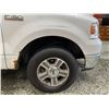 Image 25 : 153 -- 2008 FORD F150 SUPER CREW, WHITE, 218360 KMS, 4X4 "NO RESERVE"