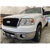 Image 2 : 153 -- 2008 FORD F150 SUPER CREW, WHITE, 218360 KMS, 4X4 "NO RESERVE"