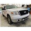 Image 8 : 153 -- 2008 FORD F150 SUPER CREW, WHITE, 218360 KMS, 4X4 "NO RESERVE"