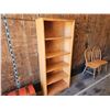 Image 1 : 410 -- PINE BOOKSHELF WITH ADJUSTABLE SHELVES