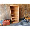 Image 2 : 410 -- PINE BOOKSHELF WITH ADJUSTABLE SHELVES