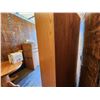 Image 3 : 410 -- PINE BOOKSHELF WITH ADJUSTABLE SHELVES