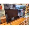 Image 1 : 426 -- SAMSUNG TV WITH TOSHIBA DVD PLAYER, REMOTES, AND CORDS
