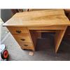 Image 1 : 433 -- SEWING MACHINE AND FULLY LOADED DESK  FULL OF SEWING SUPPLIES