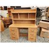 Image 1 : 438 -- WOOD DESK WITH DETATCHABLE ORGANIZER