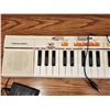 Image 2 : 440 -- REALISTIC CONECERT MATE ELECTRONIC MUSICAL INSTRUMENT