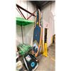 Image 2 : BODY GLOVE PERFORMER SERIES INFLATABLE PADDLE BOARD W/BAG AND ACCESSORIES