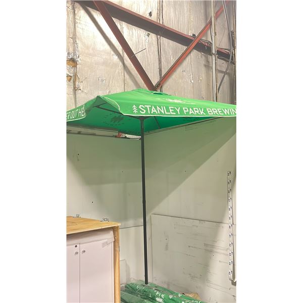 STANLEY PARK BREWING LARGE SQUARE PATIO UMBRELLA - APPROX. 7FT X 7FT