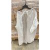 Image 3 : 1 PALLET OF DISPOSABLE PROTECTIVE GOWNS (NON MEDICAL) - APPROX. 30 BOXES PER PALLET/120 PCS. PER BOX