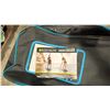 Image 3 : BODY GLOVE PERFORMER SERIES INFLATABLE PADDLE BOARD W/BAG AND ACCESSORIES