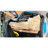 Image 8 : BODY GLOVE PERFORMER SERIES INFLATABLE PADDLE BOARD W/BAG AND ACCESSORIES
