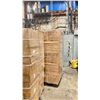 Image 3 : 3 PALLETS OF DISPOSABLE ISOLATION GOWNS (NON MEDICAL) -APPROX. 30 BOXES PER PALLET/120 PCS. PER BOX