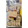 Image 3 : HUGE GROUP OF ASSORTED CLOTHES HANGERS