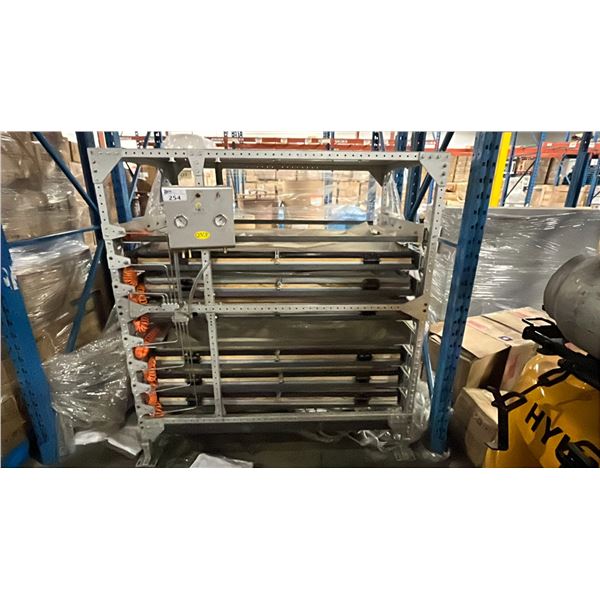 Q.V.P KLAMPING CONTINUOUS OPERATIONS MACHINE