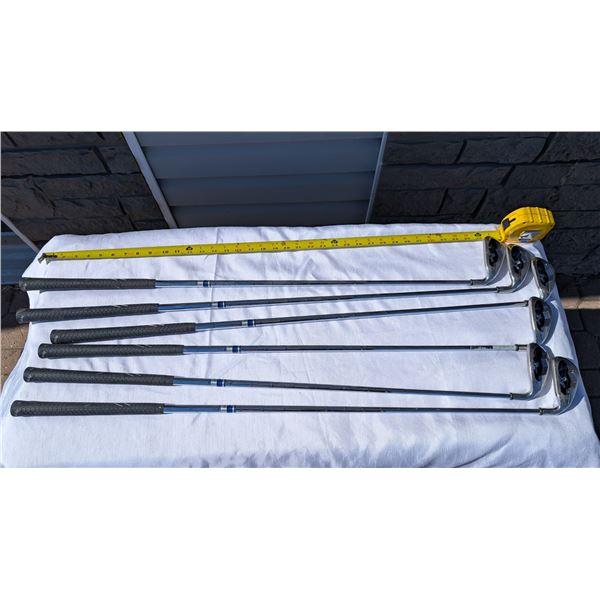 Set of Callaway X18 Unflex Right Handed Golfclubs