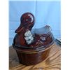 Image 2 : Vintage Hull Two Quart Duck Casserole