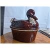 Image 4 : Vintage Hull Two Quart Duck Casserole