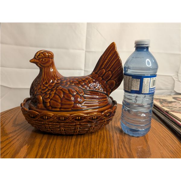 Portmeirion Hen on Nest Casserole