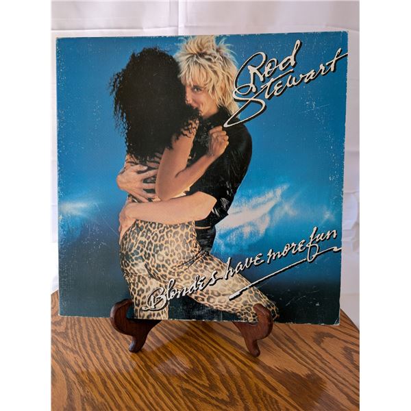 Rod Stewart - Blondes Have More Fun