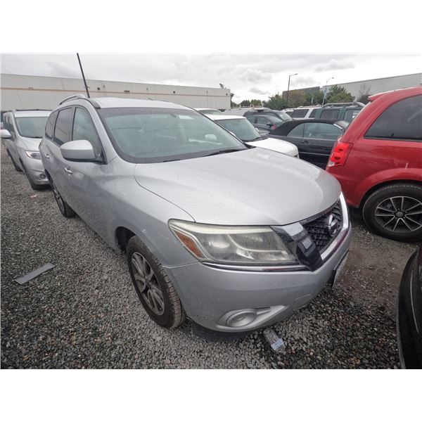 NISSAN PATHFINDER 2016 T-2 DAYS