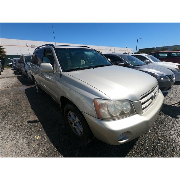 TOYOTA HIGHLANDER 2003 T-DONATION