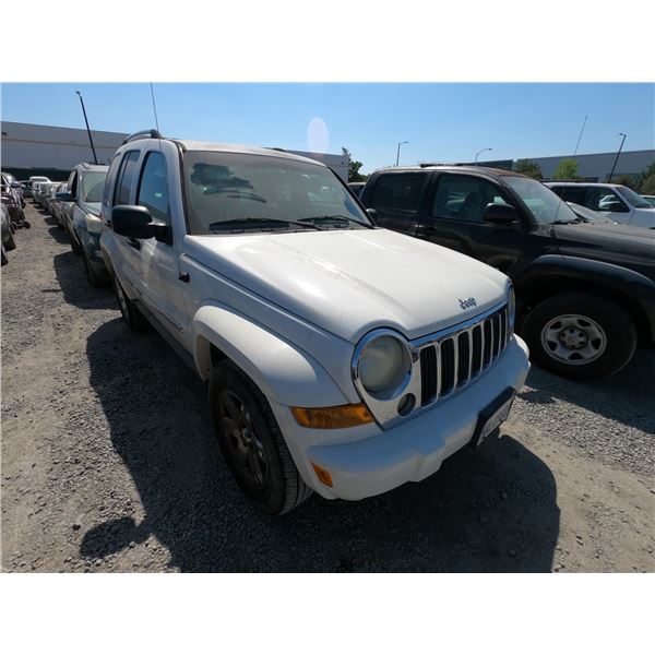 JEEP LIBERTY 2005 T