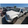 Image 2 : JEEP LIBERTY 2005 T