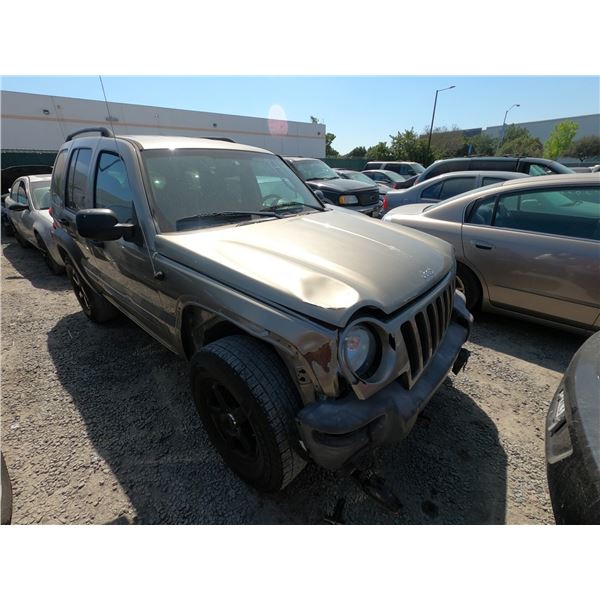 JEEP LIBERTY 2004 T