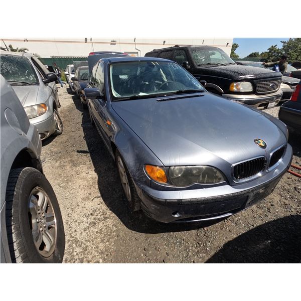 BMW 3 SERIES 2003 SALV T/DONATION