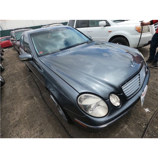 MERCEDES-BENZ E-CLASS 2005 T-DONATION