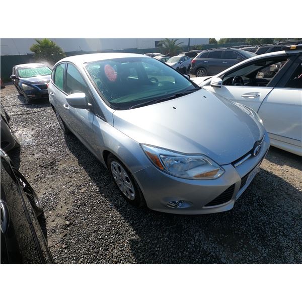 FORD FOCUS 2012 T