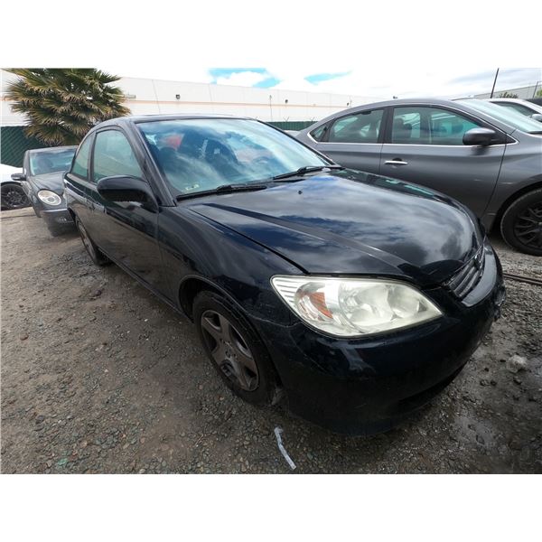 HOND CIVIC 2004 T-DONATION